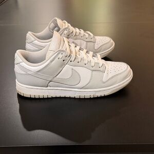 Nike Off-White Low-Top Sneakers
